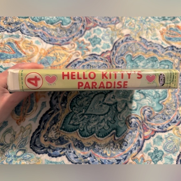 Vintage Hello Kitty’s Paradise Learn With Love VHS - Picture 3 of 5